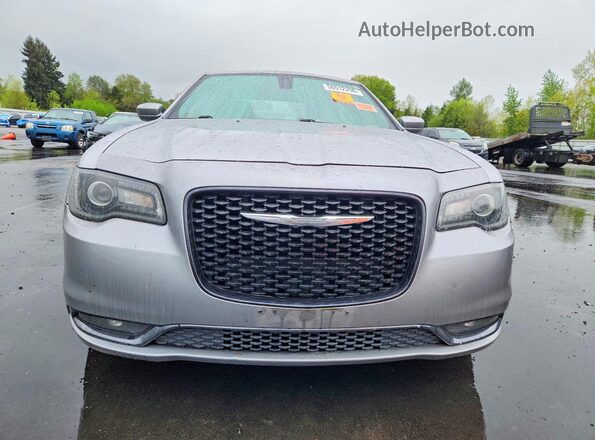2C3CCABG0JH214461 2018 CHRYSLER 300 Silver Vista frontal