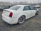 2018 Chrysler 300 S Белый vin: 2C3CCABG1JH201640