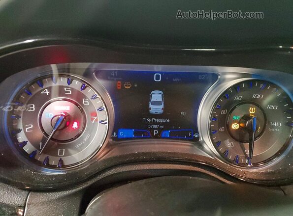 2C3CCABG1PH637204 2023 CHRYSLER 300 Серый Вид щитка приборов