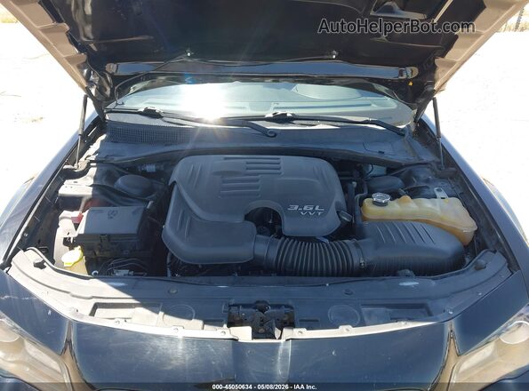 2C3CCABG2HH608358 2017 CHRYSLER 300 Черный Вид сзади