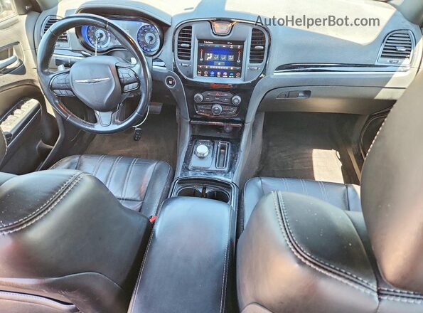 2C3CCABG3JH262150 2018 CHRYSLER 300 Black Widok deski rozdzielczej