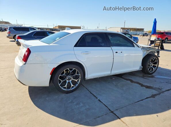 2C3CCABG4JH216469 2018 CHRYSLER 300 Белый Задняя правая четверть