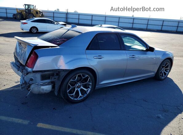 2C3CCABG5JH137246 2018 CHRYSLER 300 Серебряный Задняя правая четверть