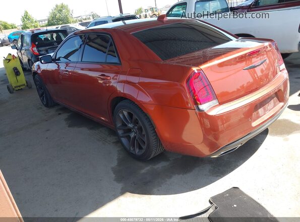 2C3CCABG9MH554552 2021 CHRYSLER 300 Orange Trasero izquierdo