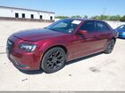 2019 Chrysler 300 300s Red vin: 2C3CCABGXKH648095