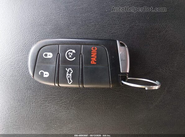 2C3CCABGXKH648095 2019 CHRYSLER 300 Red Widok deski rozdzielczej
