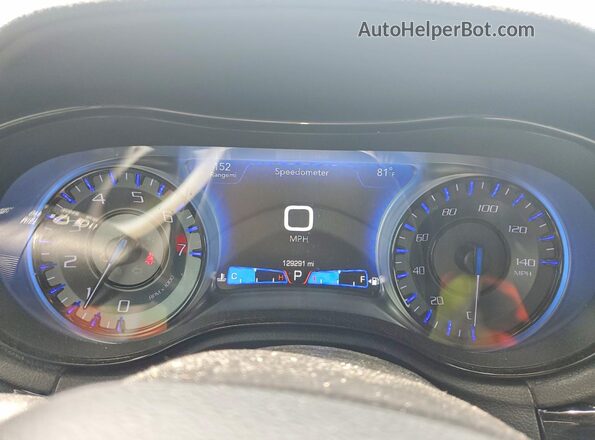 2C3CCABGXKH654141 2019 CHRYSLER 300 Серый Вид щитка приборов
