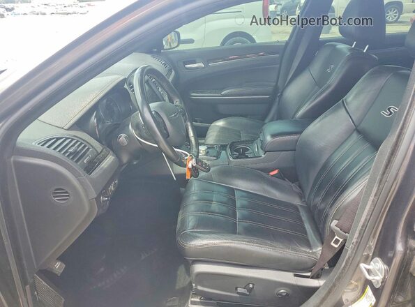 2C3CCABGXKH654141 2019 CHRYSLER 300 Серый Вид салона спереди