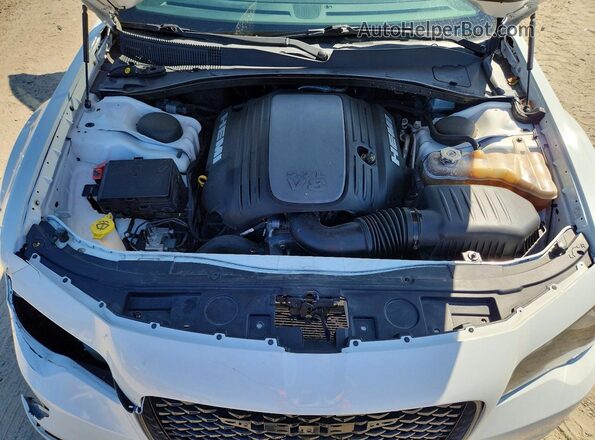 2C3CCABT5HH547035 2017 CHRYSLER 300 Белый Вид задней части салона