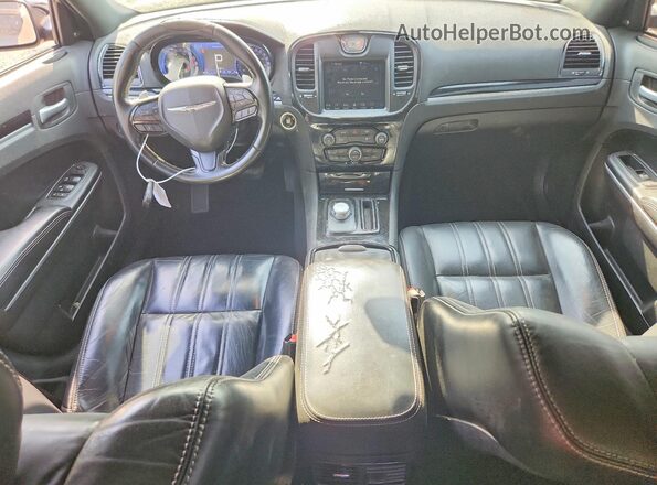 2C3CCABT8KH581090 2019 CHRYSLER 300 Черный Вид панели приборов