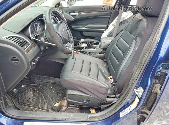 2C3CCAEG6HH564571 2017 CHRYSLER 300 Синий Вид салона спереди