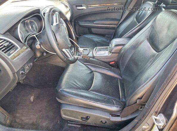 2C3CCAEG7HH586319 2017 CHRYSLER 300 Серый Вид салона спереди