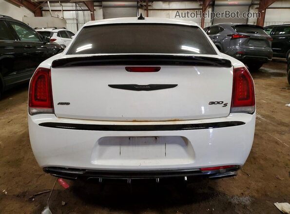 2C3CCAGG1GH296248 2016 CHRYSLER 300 White Widok z tyłu