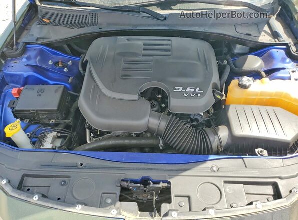 2C3CCAGG1LH131620 2020 CHRYSLER 300 Green Widok wnętrza z tyłu
