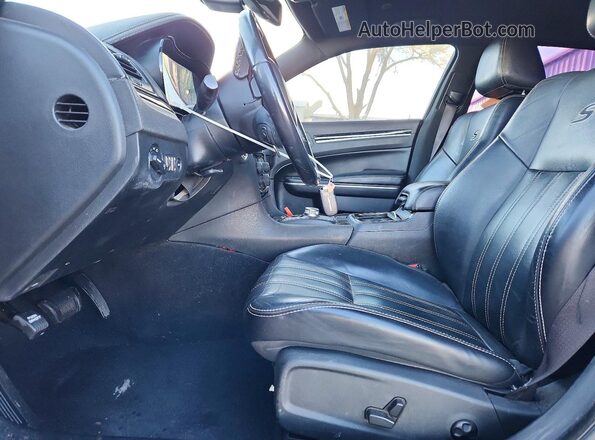 2C3CCAGG2KH690785 2019 CHRYSLER 300 Red Vista interior delantera