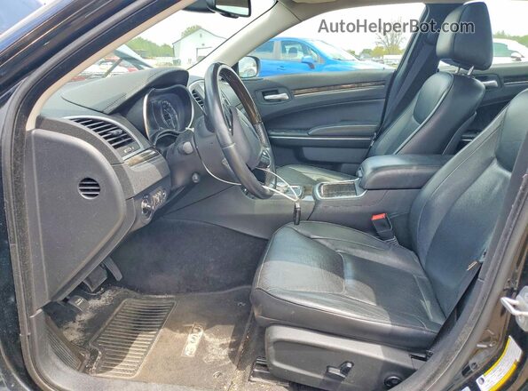 2C3CCAKGXGH106485 2016 CHRYSLER 300 Черный Вид салона спереди