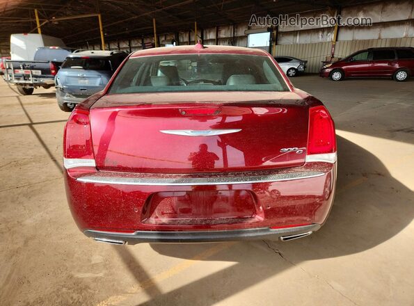 2C3CCAPT1JH226317 2018 CHRYSLER 300 Burgundy უკანა ხედი