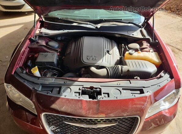 2C3CCAPT1JH226317 2018 CHRYSLER 300 Burgundy უკანა სალონის ხედი