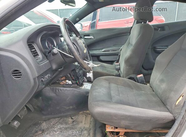 2C3CDXAG4HH590401 2017 DODGE CHARGER Белый Вид салона спереди