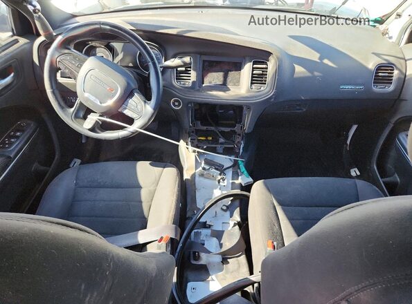 2C3CDXAG6JH163341 2018 DODGE CHARGER Белый Вид панели приборов