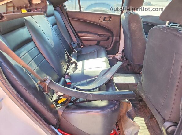 2C3CDXAG6JH163341 2018 DODGE CHARGER Белый Вид задних сидений