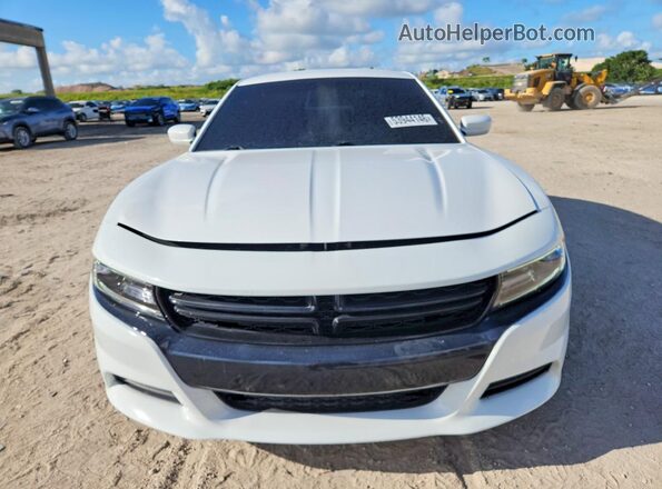2C3CDXAT0KH644877 2019 DODGE CHARGER White Widok z przodu