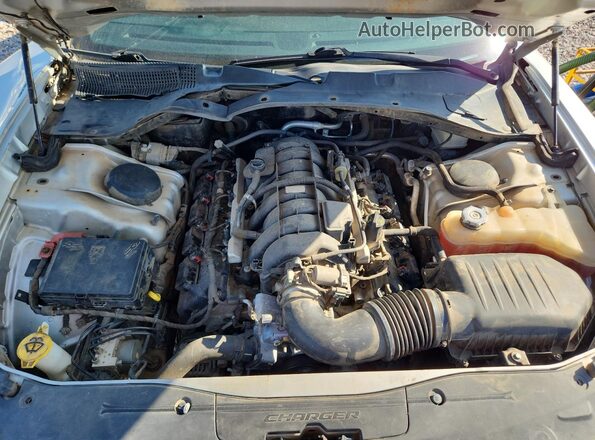 2C3CDXAT5KH568072 2019 DODGE CHARGER Серебряный Вид задней части салона