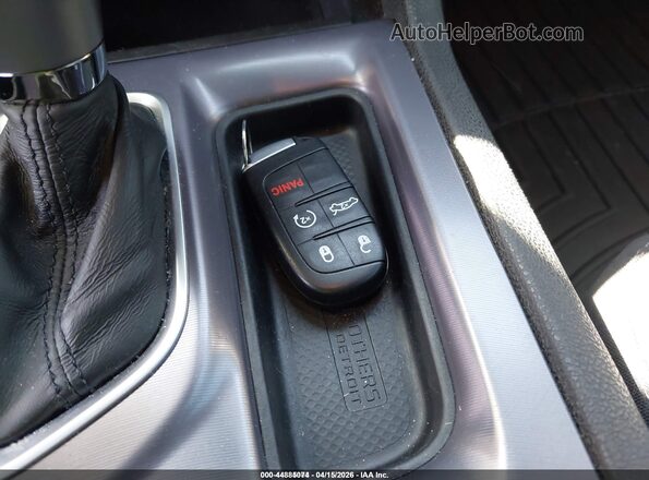 2C3CDXBG1LH192098 2020 DODGE CHARGER White წინა პანელის ხედი
