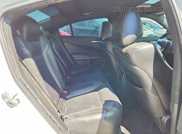 2C3CDXBG1NH157225 2022 DODGE CHARGER White Вид задніх сидінь