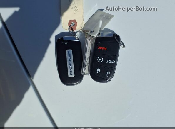 2C3CDXBG2LH190067 2020 DODGE CHARGER White Вид панелі приладів