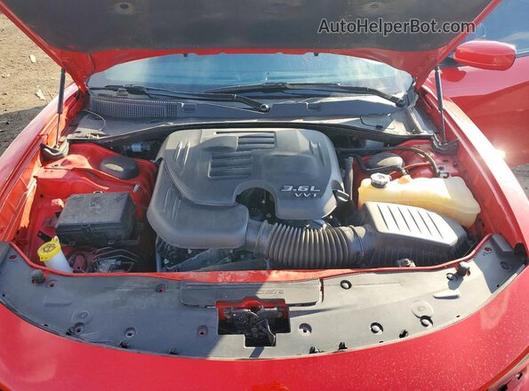 2C3CDXBG6NH261581 2022 DODGE CHARGER Красный Вид задней части салона