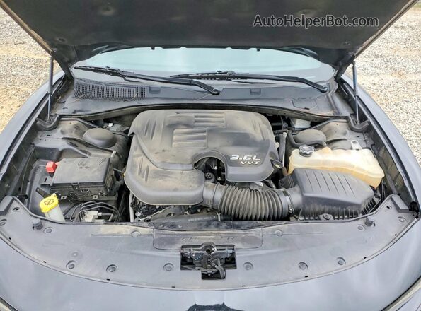 2C3CDXBG8LH140418 2020 DODGE CHARGER Black Widok wnętrza z tyłu