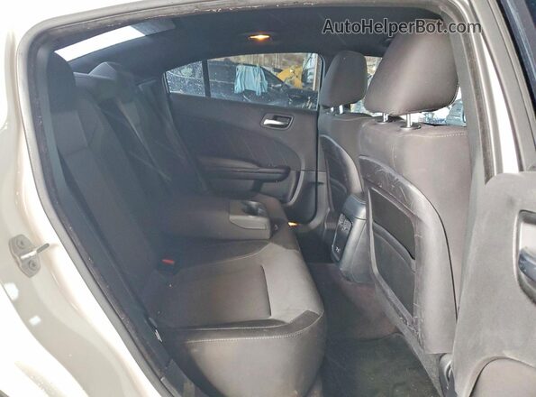2C3CDXCT0HH620245 2017 DODGE CHARGER White Вид задніх сидінь