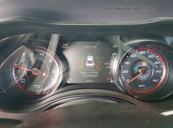 2C3CDXCT0HH620245 2017 DODGE CHARGER White Вид щитка приладів