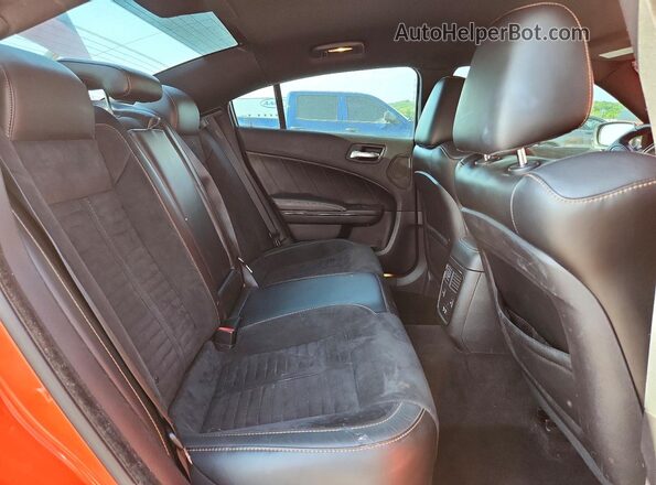 2C3CDXCT0JH163961 2018 DODGE CHARGER Оранжевый Вид задних сидений