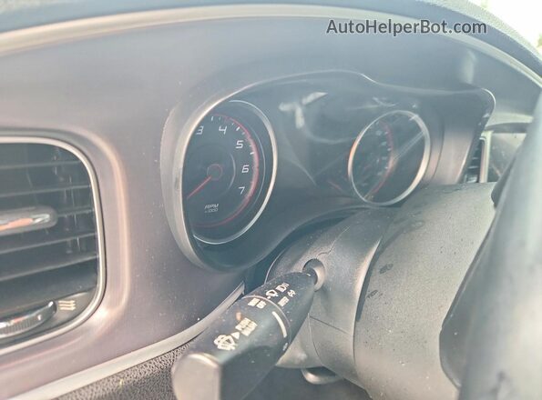 2C3CDXCT0LH202843 2020 DODGE CHARGER Серебряный Вид щитка приборов