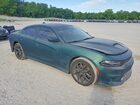 2019 Dodge Charger R Зеленый vin: 2C3CDXCT1KH599977