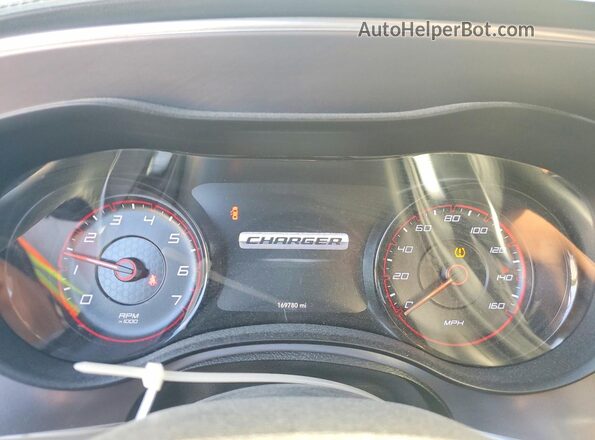 2C3CDXCT1KH599977 2019 DODGE CHARGER Зеленый Вид щитка приборов