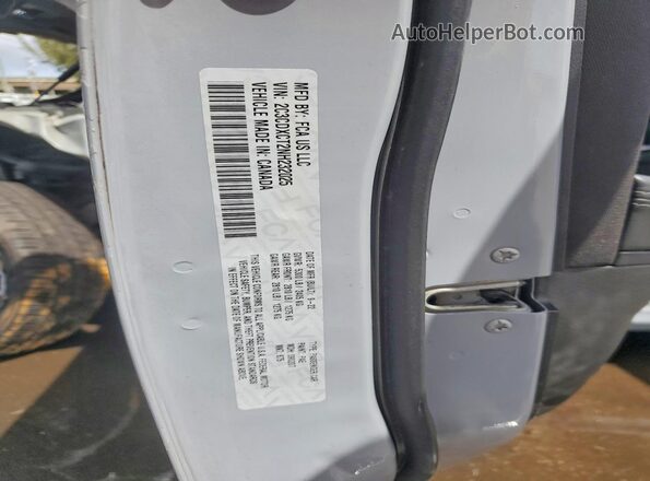 2C3CDXCT2NH232025 2022 DODGE CHARGER Silver Vista del compartimento del motor
