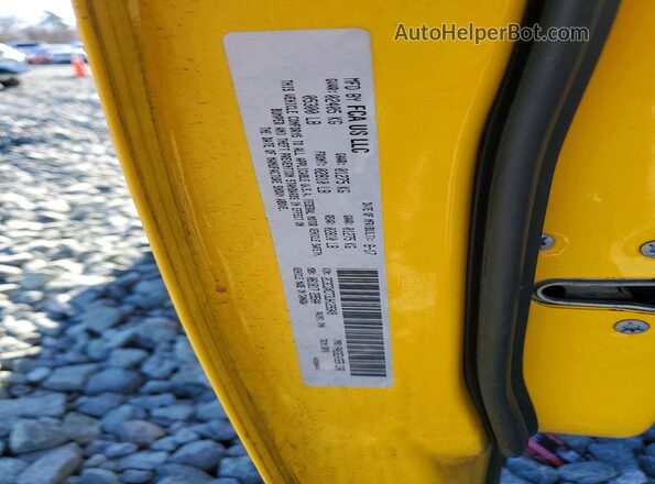 2C3CDXCT3JH129349 2018 DODGE CHARGER Желтый Вид подкапотного пространства