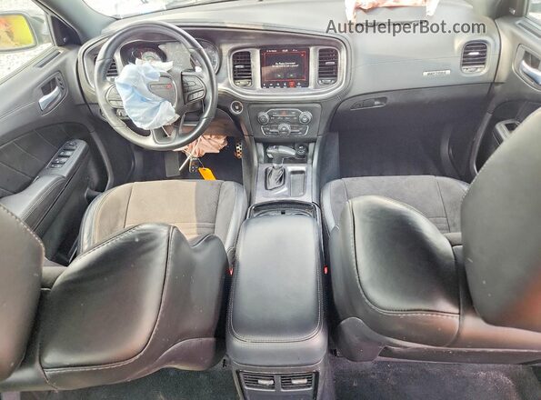 2C3CDXCT5PH581280 2023 DODGE CHARGER Белый Вид панели приборов