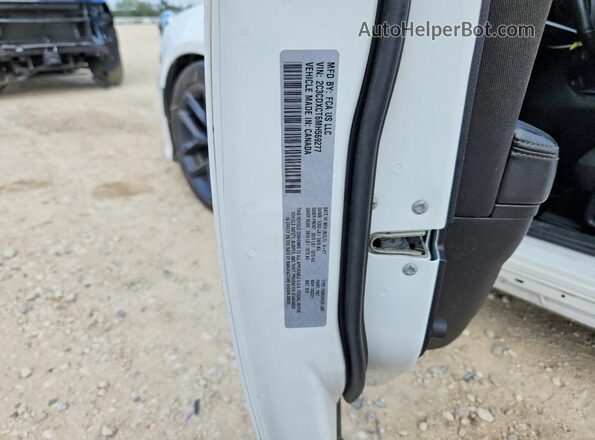 2C3CDXCT6MH569277 2021 DODGE CHARGER White Vista del compartimento del motor