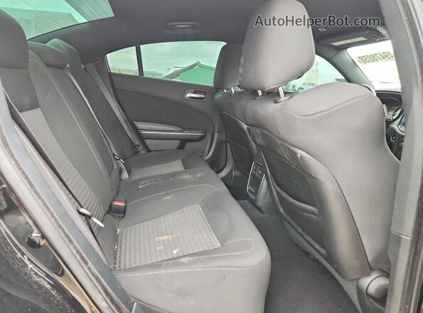 2C3CDXGJ0KH604613 2019 DODGE CHARGER Black Widok tylnych siedzeń