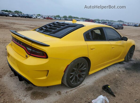 2C3CDXGJ1HH634485 2017 DODGE CHARGER Желтый Задняя правая четверть
