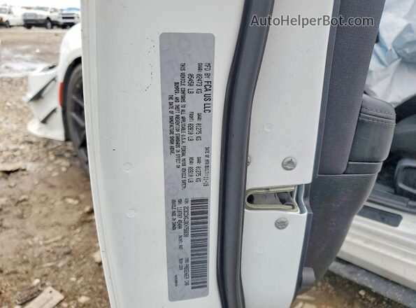 2C3CDXGJ3KH756630 2019 DODGE CHARGER White Вид підкапотного простору