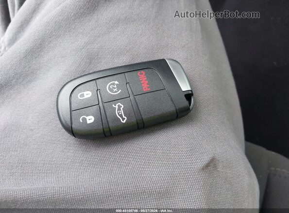 2C3CDXHG2KH630598 2019 DODGE CHARGER Черный Вид панели приборов