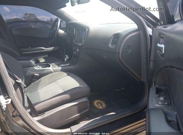 2C3CDXHG4GH250931 2016 DODGE CHARGER Черный Вид салона спереди