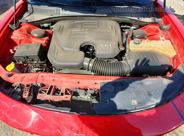 2C3CDXHG4KH726507 2019 DODGE CHARGER Red უკანა სალონის ხედი