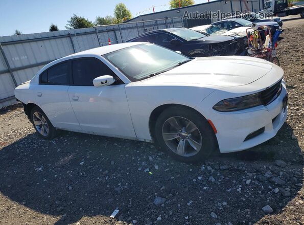 2C3CDXHG8GH326568 2016 DODGE CHARGER Белый Передняя правая четверть