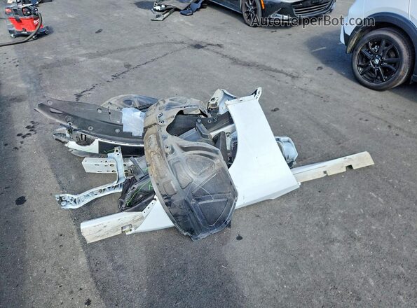 2C3CDXHGXKH710568 2019 DODGE CHARGER White Vista del compartimento del motor